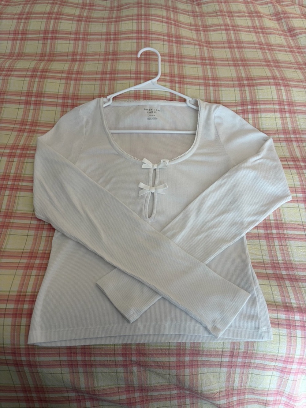 American Eagle White Ribbed Long Sleeve